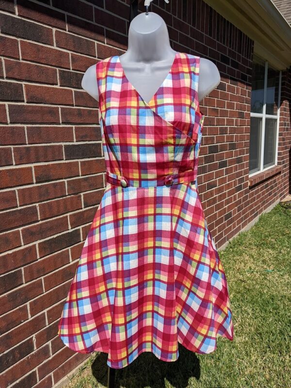 Checked Chiquita Halter Neck Plunge Dress by Voodoo Vixen